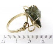 Zlatý prsten s vltavínem velikost 59