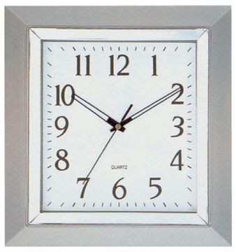 Plastové nástěnné hodiny (H06E)