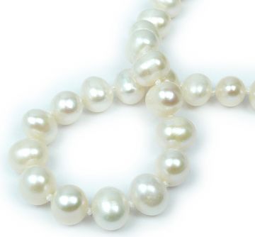 Bílé sladkovodní perly 8-8,5 mm - 45 cm