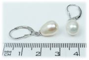 Stříbrné náušnice E1855W s perlou