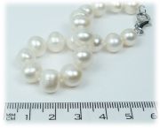 Náramek z bílých sladkovodních perel 8,5-9 mm
