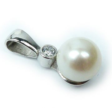 Přívěsek z bílého zlata s perlou