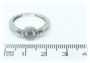 Stříbrný prsten se zirkony 947/2 velikost 56