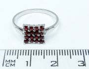 Prsten s granáty AGR21019 velikost 55