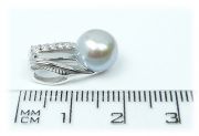 Stříbrný přívěsek 29-2139 s perlou