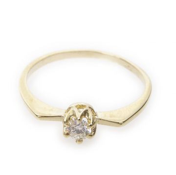 Zlatý zásnubní prsten s briliantem velikost 54