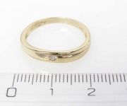 Zlatý prsten s briliantem Velikost 55