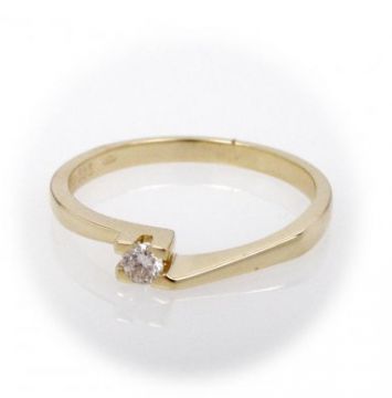 Zlatý prsten s briliantem velikost 52