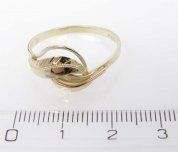 Zlatý prsten velikost 63