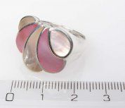 Stříbrný prsten s perletí velikost 55