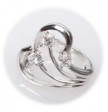 Stříbrný prsten s bílými zirkony velikost 52