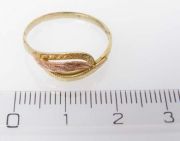 Zlatý prsten velikost 59
