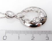 Stříbrný náhrdelník se zirkony 45 cm