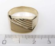 Zlatý pánský prsten velikost 62