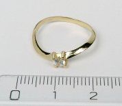 Zlatý prsten se zirkonem velikost 51