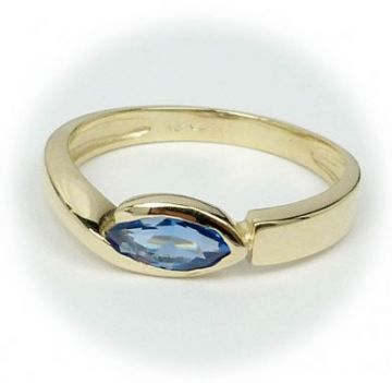Zlatý prsten se zirkonem velikost 55