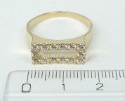 Zlatý prsten se zirkony velikost 61