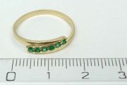 Zlatý prsten se smaragdy velikost 54