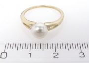 Zlatý prsten s perlou a zirkony velikost 54