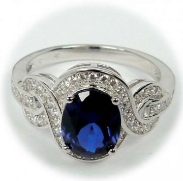 Stříbrný prsten se zirkony velikost 56