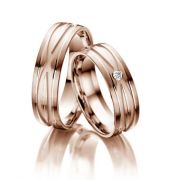 Zlaté snubní prsteny Adoré luxe A48