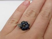 Stříbrný prsten s přírodním modrým sodalitem velikost 55