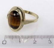 Zlatý prsten s tygřím okem velikost 65