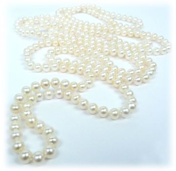 Bílé sladkovodní perly Potato 7-7,5 mm kulaté 180 cm