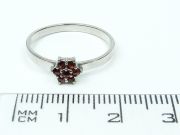 Stříbrný granátový prsten AGR21016 vel. 55