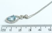 Stříbrný náhrdelník s topazem a zirkony